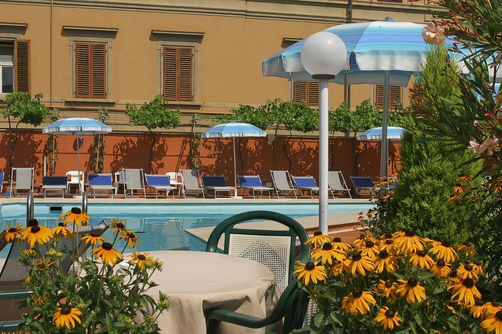 مونتيكاتيني تيرمي Grand Hotel Plaza & Locanda Maggiore المظهر الخارجي الصورة