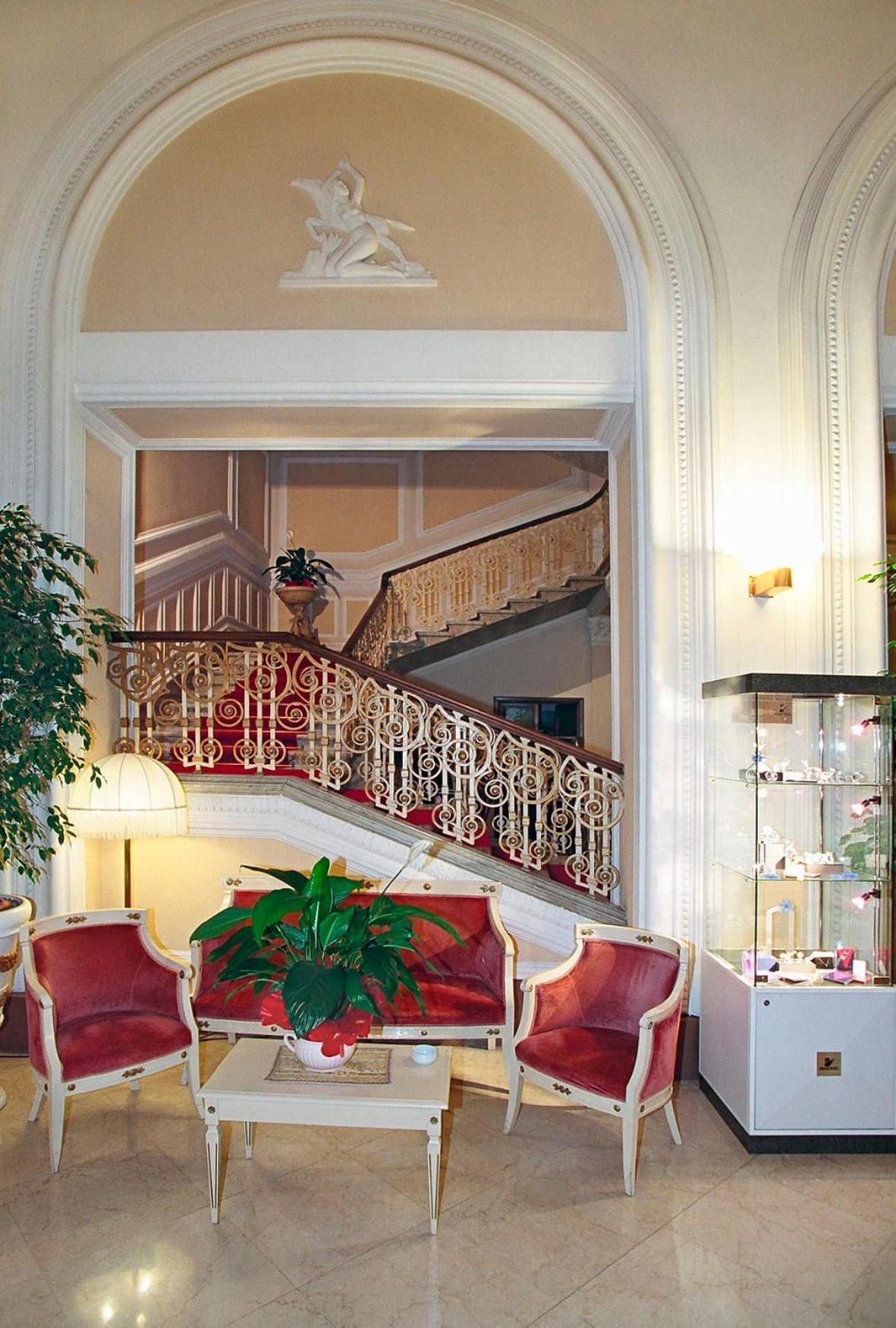 Grand Hotel Plaza & Locanda Maggiore مونتيكاتيني تيرمي المظهر الخارجي الصورة